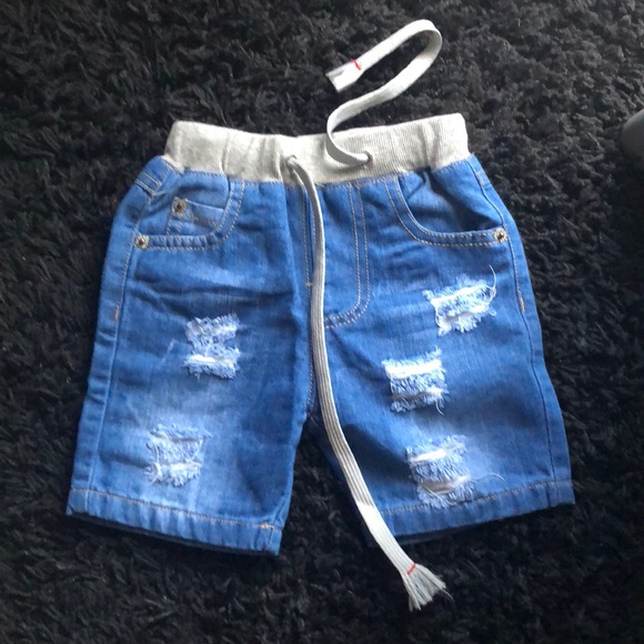 Boy Distressed Denim Shorts - Picture 3 of 4